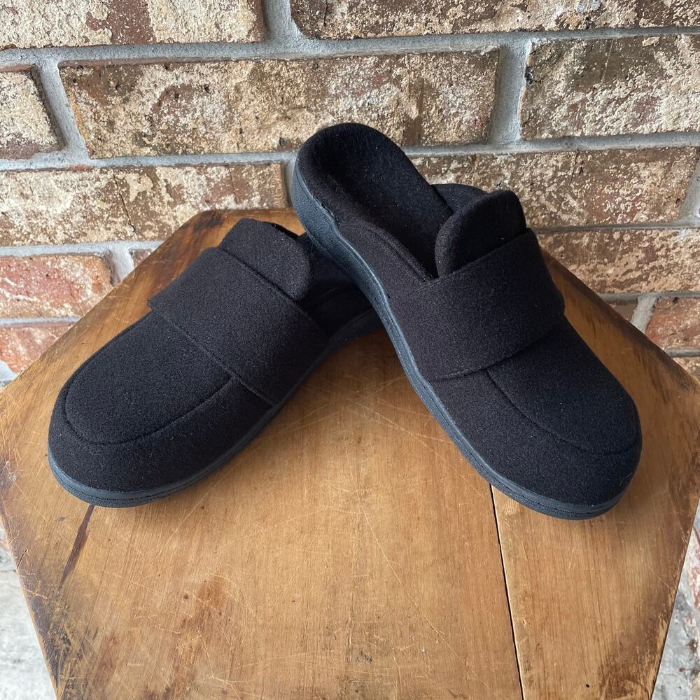 Vionic Black Slip-On Mule Clogs